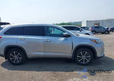 2018 Toyota Highlander Xle из США, поврежденный, VIN 5TDJZRFHXJS822640
